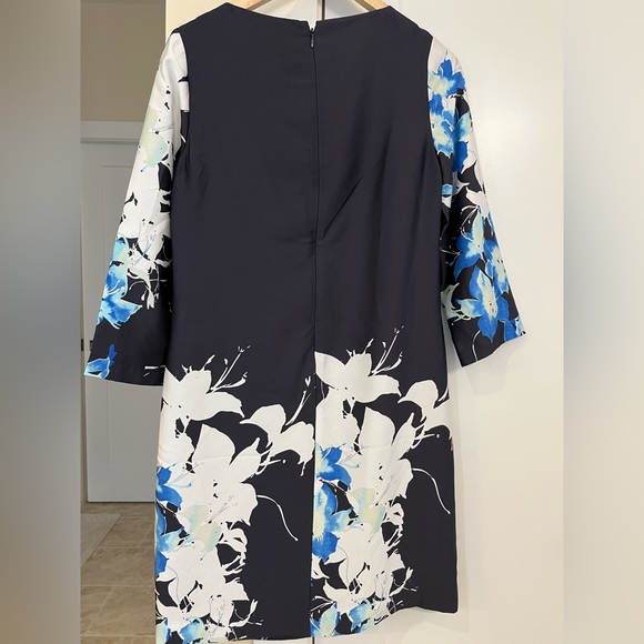 The Limited. Womens Small. Blue flowers. Dress. NWT. - Picture 3 of 3